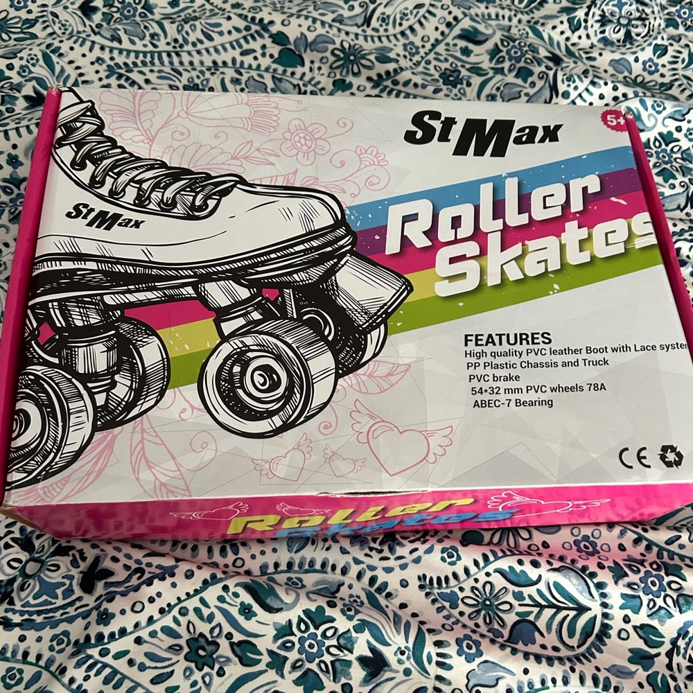 Women’s Size 7 Roller Skates - 🛼 Bright Fun Flowers 🛼
